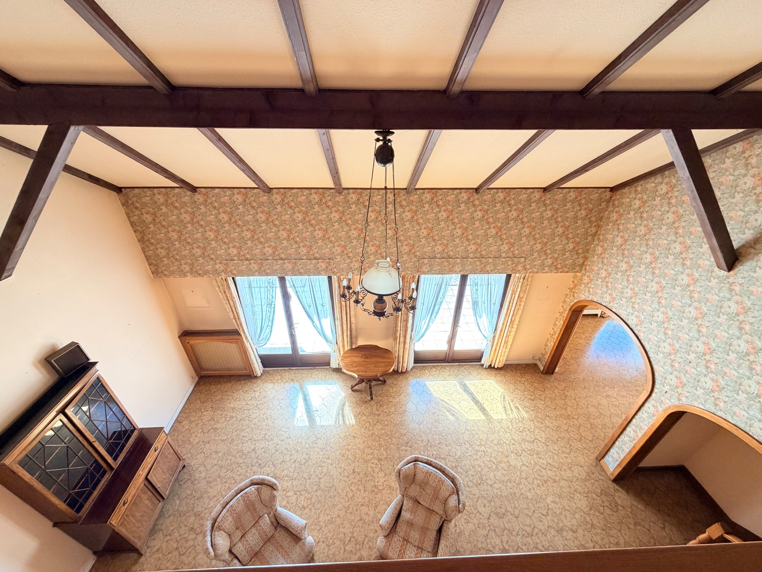 Maison de 424 m² avec vue sur les Alpes — Photo 7