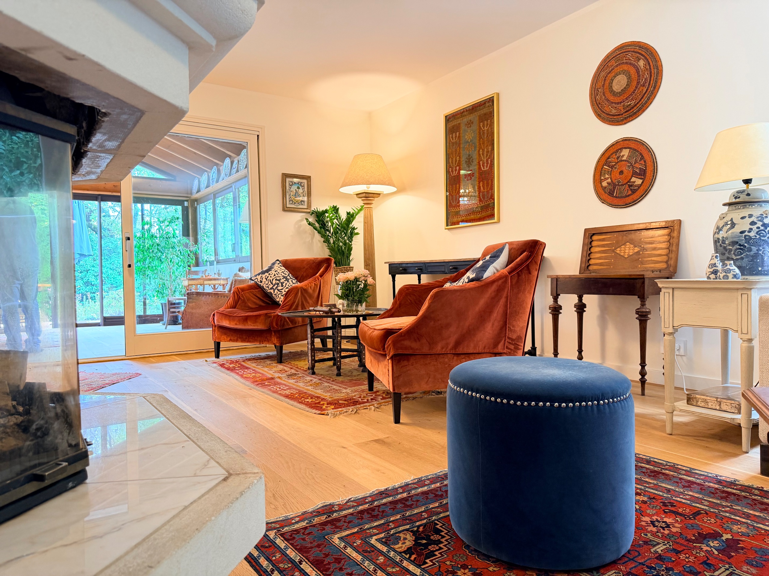 Maison familiale avec jardin et véranda — Photo 8