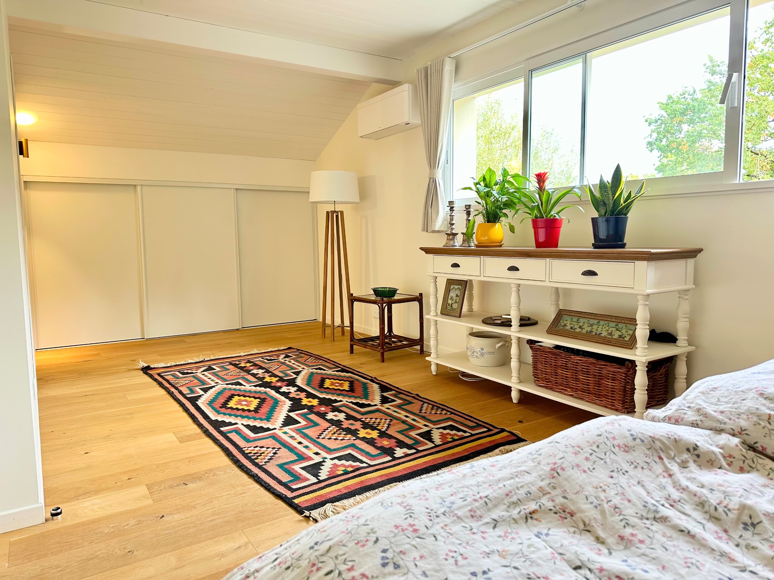 Maison familiale avec jardin et véranda — Photo 21
