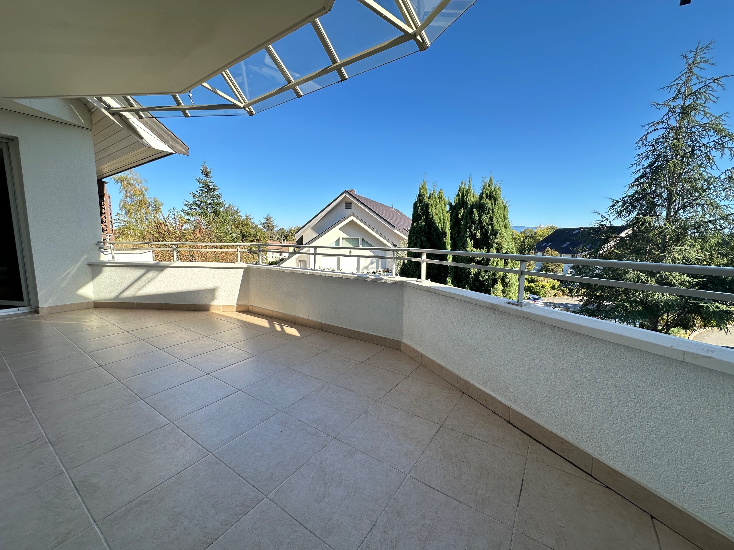 Appartement T3 - 100 m2 — Photo 2