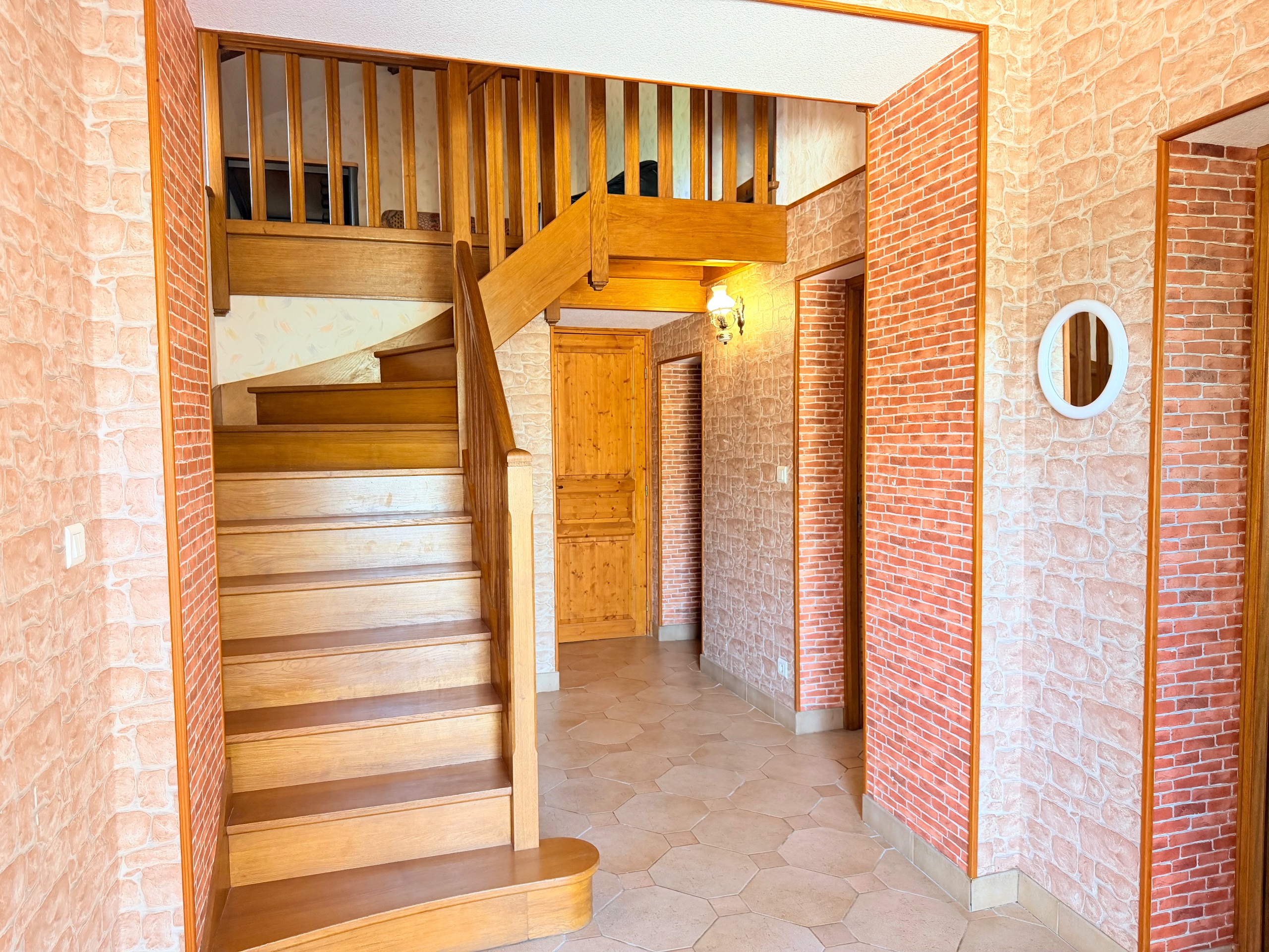 Maison de campagne à Briant avec terrasses et grand garage — Photo 9