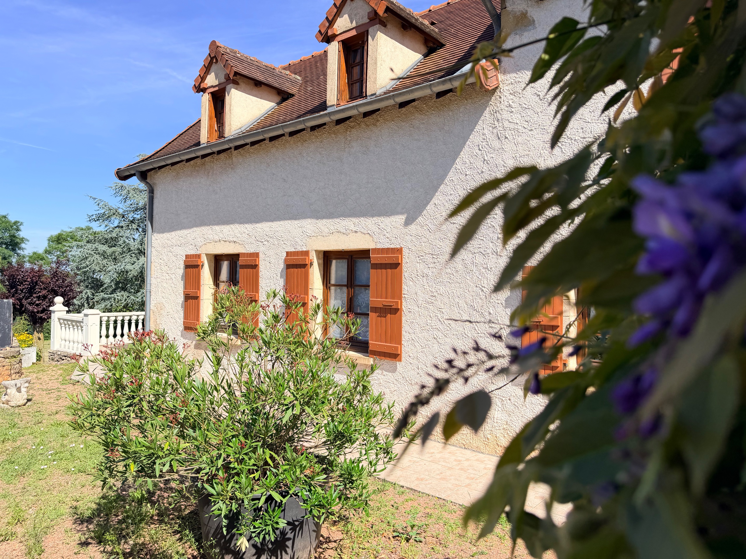Maison de campagne à Briant avec terrasses et grand garage — Photo 3